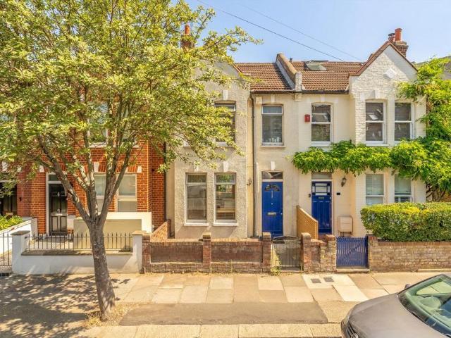Keble Street, London SW17 3 bed house to rent £2,400 pcm £554 pw