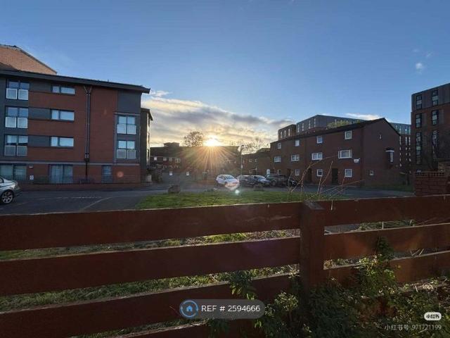 Keith Court, Glasgow G11, 1 bed flat to rent, £1,150 pcm | PrimeLocation