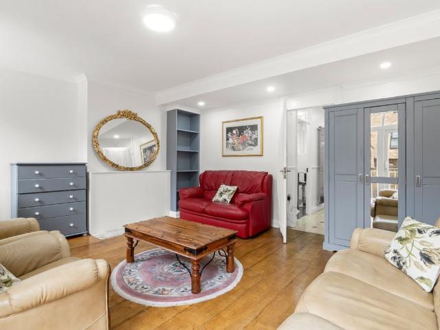 Keith House, 47 Carlton Vale NW6, 3 bed maisonette to rent, £4,500 pcm | PrimeLocation