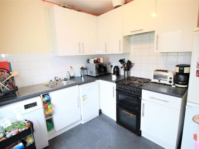 Keith Park Road, Uxbridge UB10, 6 bed shared accommodation to rent, £2,988 pcm | PrimeLocation