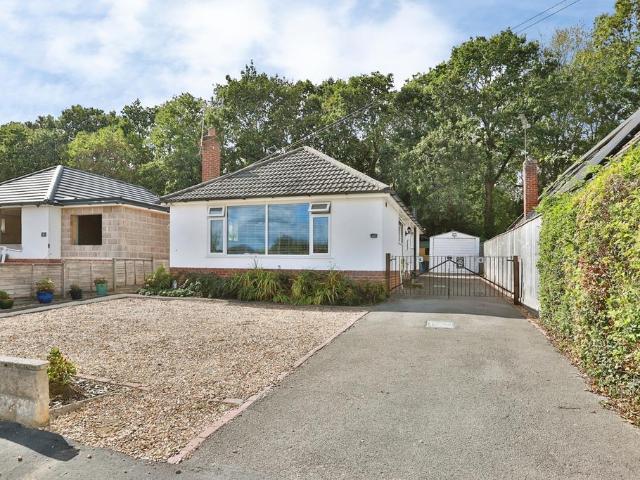 Keighley Avenue, BH18 3 bed bungalow to rent £1,850 pcm £427 pw