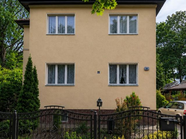 1.010 m² in Berlin Mahlsdorf – Altbau mit großem Grundstück & Entwicklungspotenzial