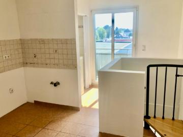 Keine Wohnung von der Stange – individuelle Maisonette mit zwei Balkonen