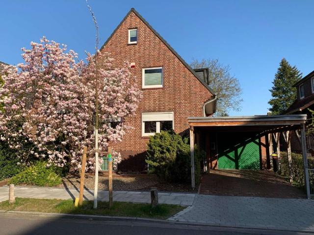 Keine Käufercourtage ! Ihr neues Zuhause in Bergedorf Einfamilienhaus mit Wohlfühlcharakter und