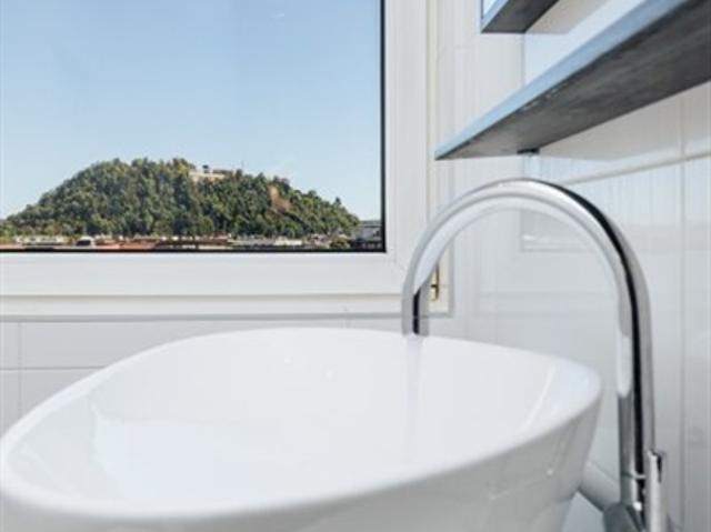 6. STOCK MIT LIFT I 69 M² WOHNQUALITÄT I STILVOLLES ZUHAUSE MIT WOHLFÜHLFAKTOR I TOP INFRASTRUKTUR I HAUSTIERFREUNDLICH I PROJEKT WOHNEN
