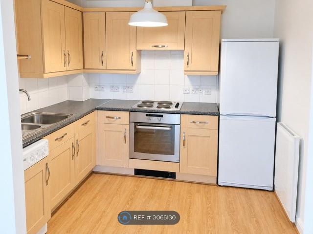Kelvin Gate, Bracknell RG12, 1 bed flat to rent, £1,150 pcm | PrimeLocation