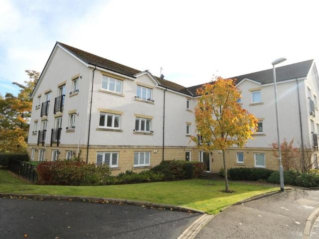 Kelvindale Court, Glasgow, G12 1 bed apartment to rent £950 pcm £219 pw