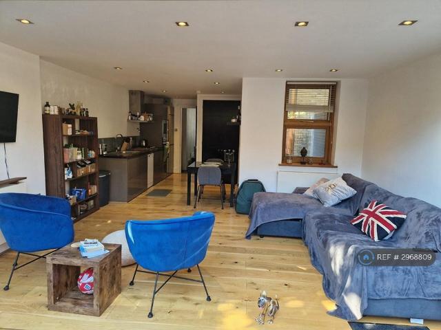 Kellett Rd, London, SW2 2 bed flat to rent £2,800 pcm £646 pw