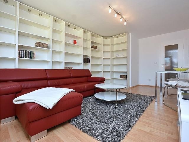 Kelley Patch Vaihingen: Stuttgart Downtown * FURNISHED * New 1BR Apartment Stuttgart Mitte