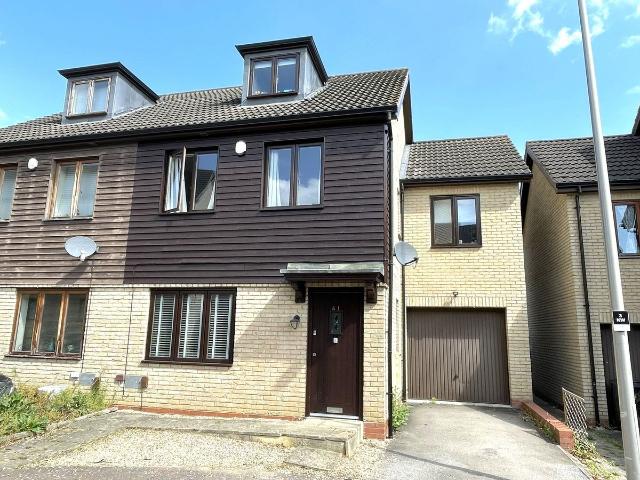 Kelling Way, Broughton, Milton Keynes, Buckinghamshire. MK10, 5 bed property to rent, £1,900 pcm | PrimeLocation