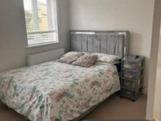 Kelly Avenue, London, SE15 2 bed flat to rent £1,800 pcm £415 pw