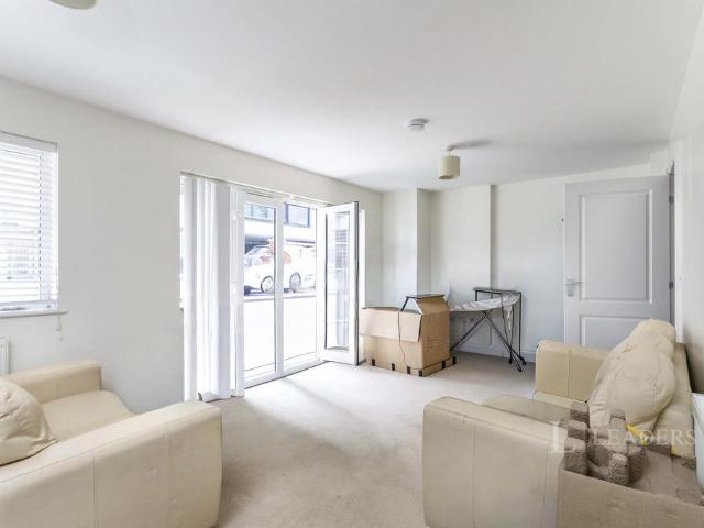 Kelly Court, 38 Fullerton Road, CR0 2 bed flat to rent £1,700 pcm £392 pw