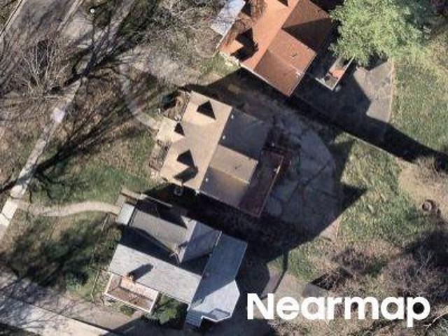 Kellywood Ave