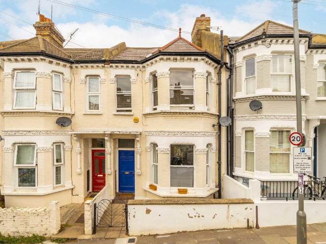 Kelmscott Road, Battersea SW11, 4 bed property to rent, £5,000 pcm | PrimeLocation