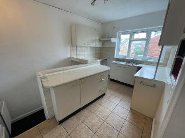 Kelsall Terrace, Leeds LS6, 2 bed flat to rent, £895 pcm | PrimeLocation