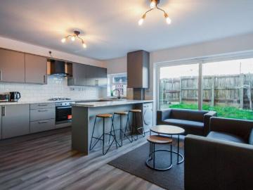 Kelsey Close, Birmingham B7 4 bed maisonette to rent £2,516 pcm £581 pw