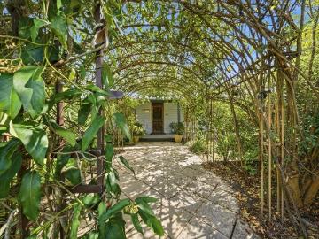 Stroud, Crawford River