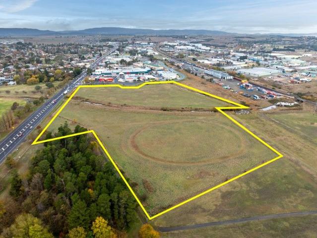 KELSO NSW Unlock the Future Potential of this 10.58ha Site with Extensive Highway Exposure