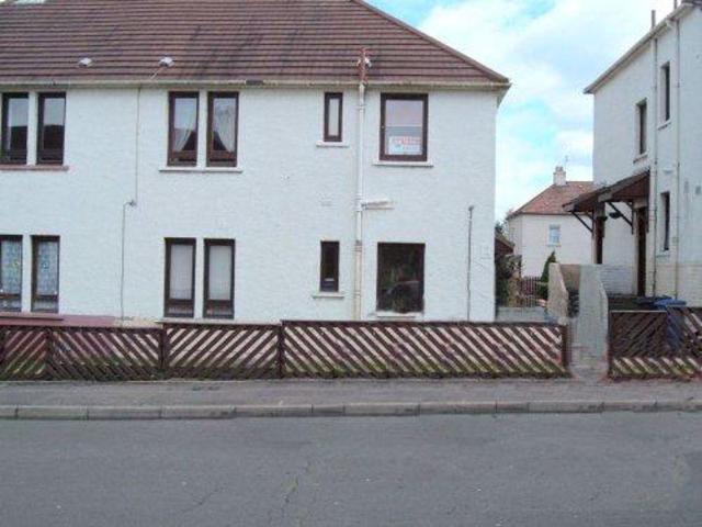 Kelso Place, Kirkcaldy 2 bed flat to rent £650 pcm £150 pw