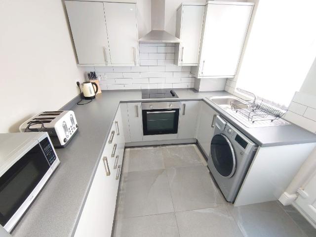 Kelso Rd, Kensington L6, 3 bed terraced house to rent, £563 pppm | PrimeLocation