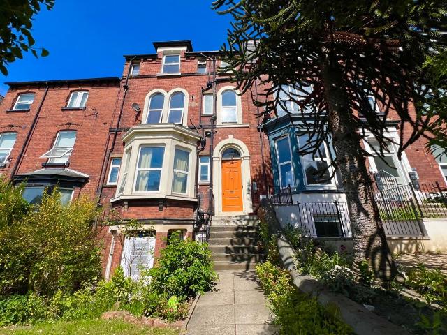 Kelso Road, Hyde Park, Leeds LS2, Studio to rent, £675 pcm | PrimeLocation