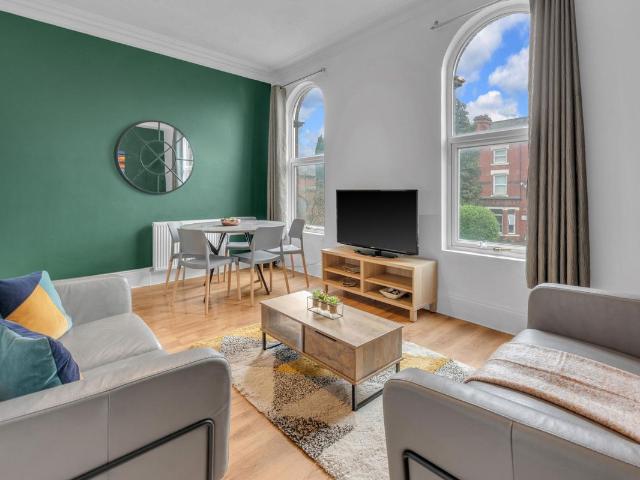 Kelso Road, Leeds LS2, 5 bed shared accommodation to rent, £2,643 pppm | PrimeLocation