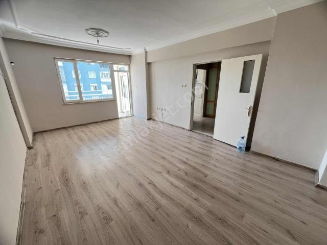 Kepez Yenidoğan Mahallesi Site İçi 3+1 Eşyasız Kiralık Daire