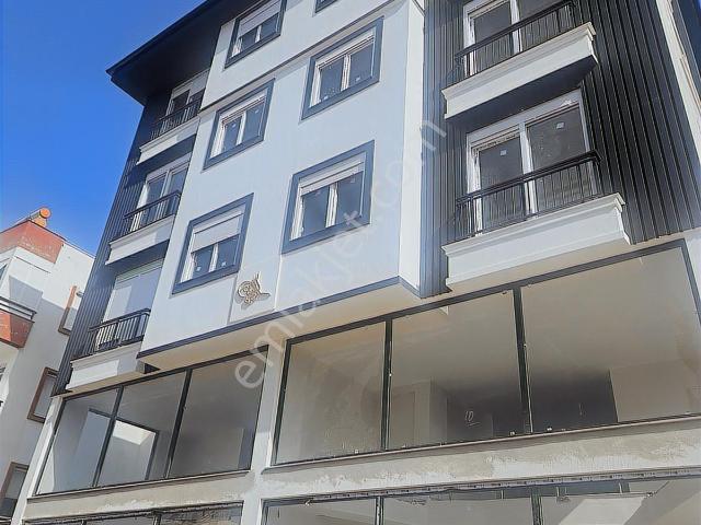 Kepez Aydoğmuş Asansörlü Cephe Seçenekli Çift Balkonlu Ara Kat