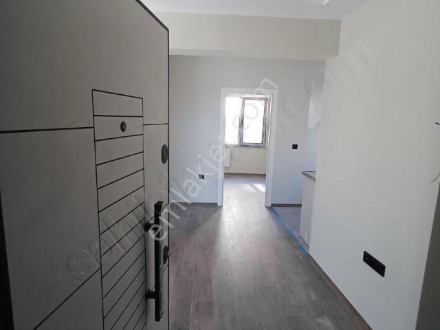 Kepez De Ara Kat Sıfır 1+1 Daire