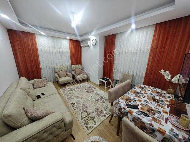 Hastaneye Yakın Ayrı Mutfaklı 1+1