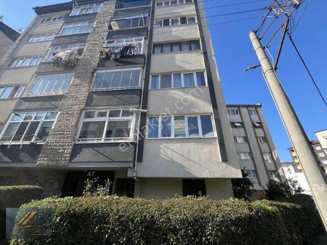 Kepez Emlak'tan Bahçelievler Sitesinde Kiralık 2+1 Daire