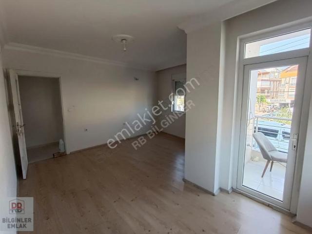 Kepez Kanal Mahallesinde 3+1 Kiralık Daire