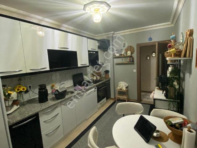 Kepez Park Evleri Sitesinde 2+1 Satılık Daire