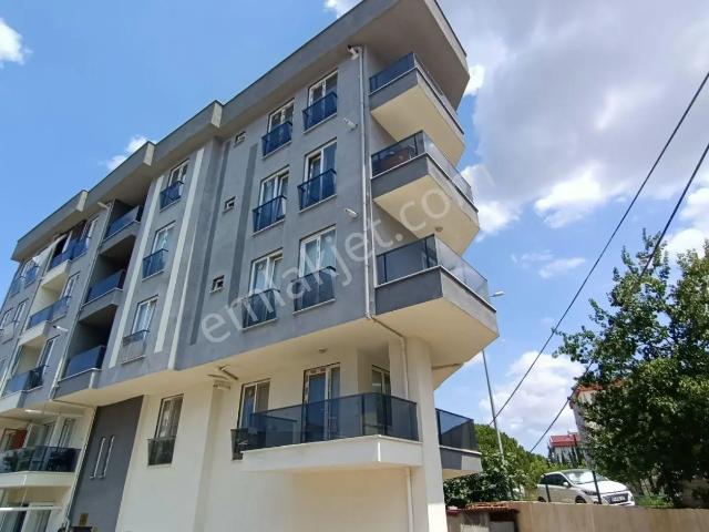 Kepezde Yeni Bina Da 1+1 Esyalı Kiralık