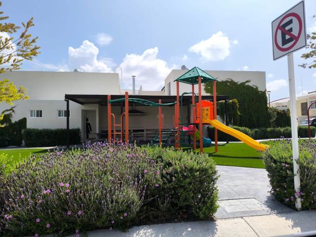 Kerarta Residencial en Renta