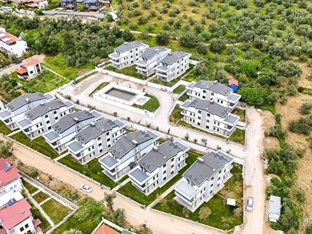 KERİM'DEN ALTINOLUK SATILIK HAVUZLU SİTEDE SIFIR 4+1 VİLLA