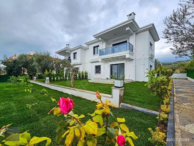 KERİM'DEN KÜÇÜKKUYU 2+1 SATILIK DENİZE 300M. SIFIR DAİRE