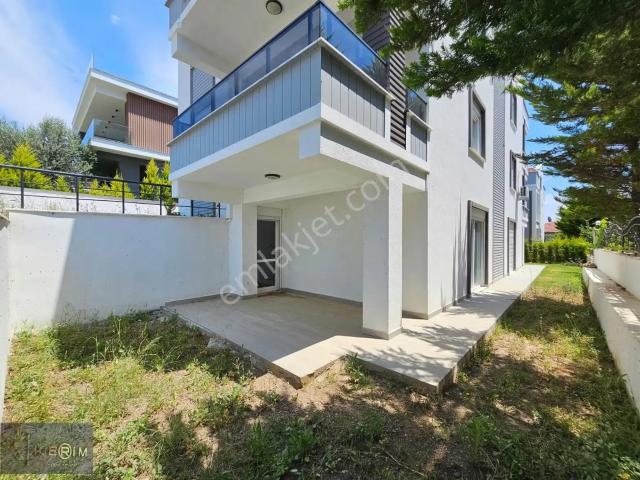 Kerimden Altınoluk Kiralık 2 Klimalı 3+1 Bahçeli Manzaralı Daire