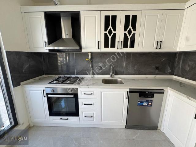 Kerim'den Ayvacık'da Site İçin'de 2+1 Ayrı Mutfak Kiralık Daire
