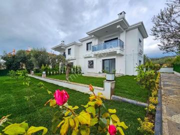Kerim'den Küçükkuyu 2+1 Satılık Denize 300m. Sıfır Daire