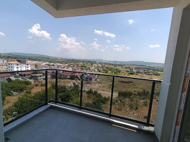 &kerim'den Satılık Ayvacık'da Ara Kat Manzaralı Asansörlü Daire