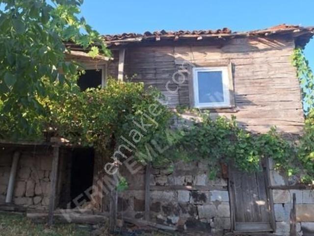 &kerim'den Satılık 1080m2 İçinde Avlulu Kargir Köy Evi
