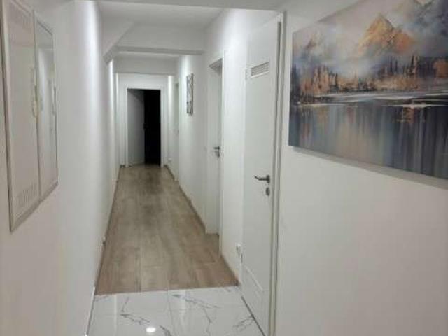 Kernsaniert 4 Zimmer Wohnung für Familien 136m²