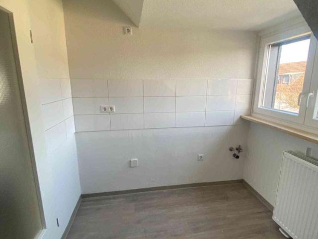 Kernsaniert und hell individuelle 3 Zi. DG