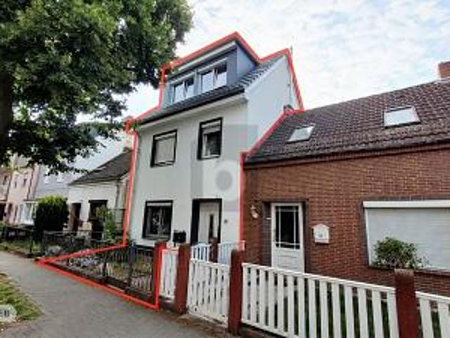 KERNSANIERT MIT 3 BÄDERN, FÜR MACHER