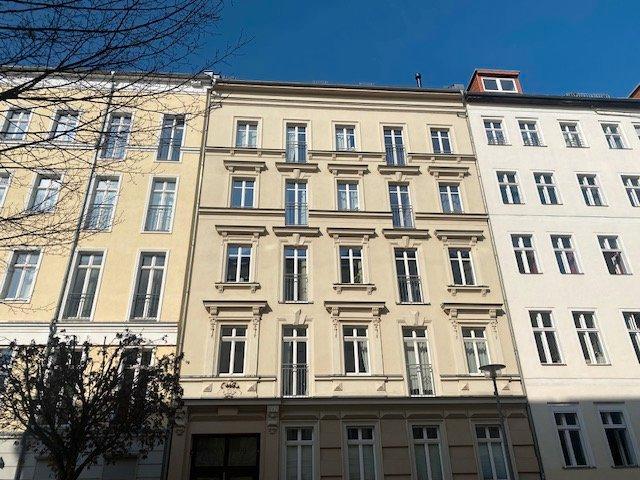 Kernsanierte 3,5 Zimmer Wohnung in Berlin Mitte