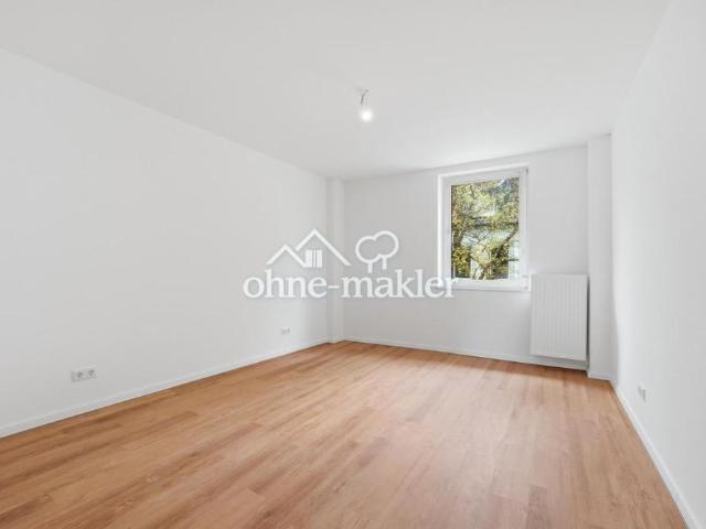 Kernsanierte 3 Zimmerwohnung mit Balkon