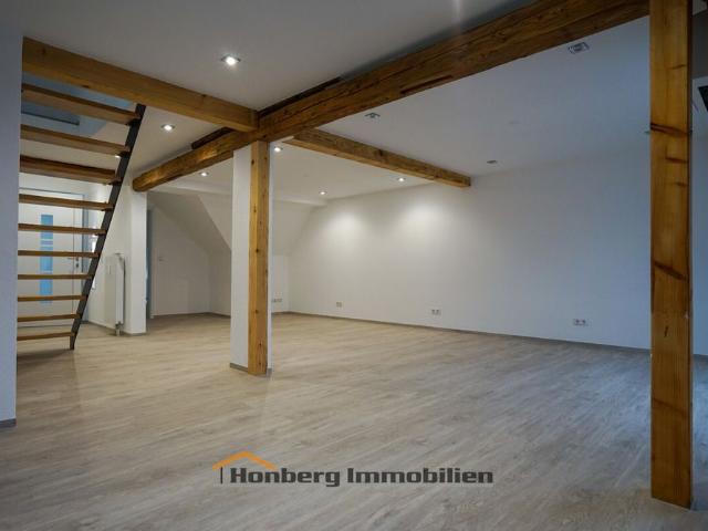 Kernsanierte 3 Zimmerwohnung im Loftstil!