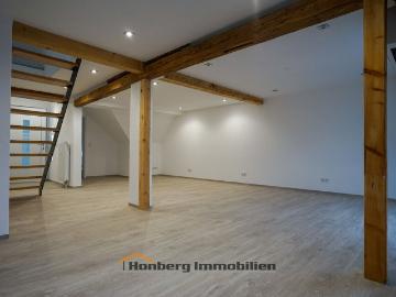 Kernsanierte 3 Zimmerwohnung im Loftstil!