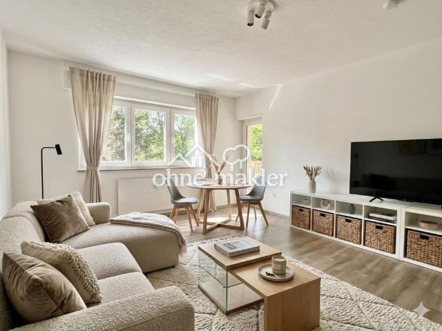 Kernsanierte 3 Zimmer Wohnung mit Balkon in Stuttgart Ost, Halbhöhenlage